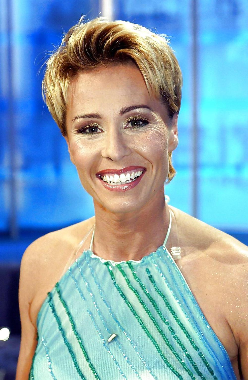 25P Sonja Zietlow sexy 