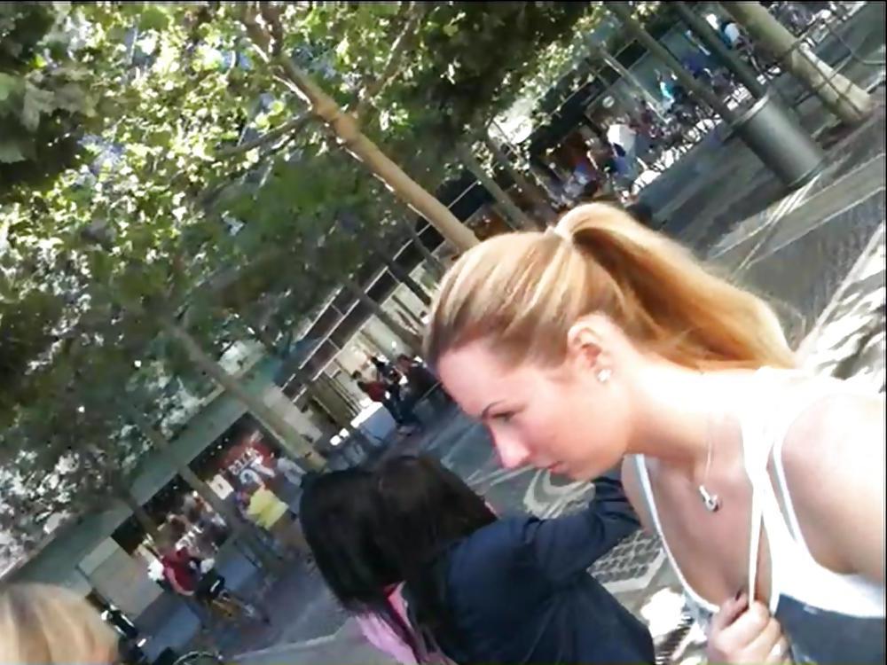 25P VOYEUR TEEN STREET 03  - COMMENT YOUR FAV