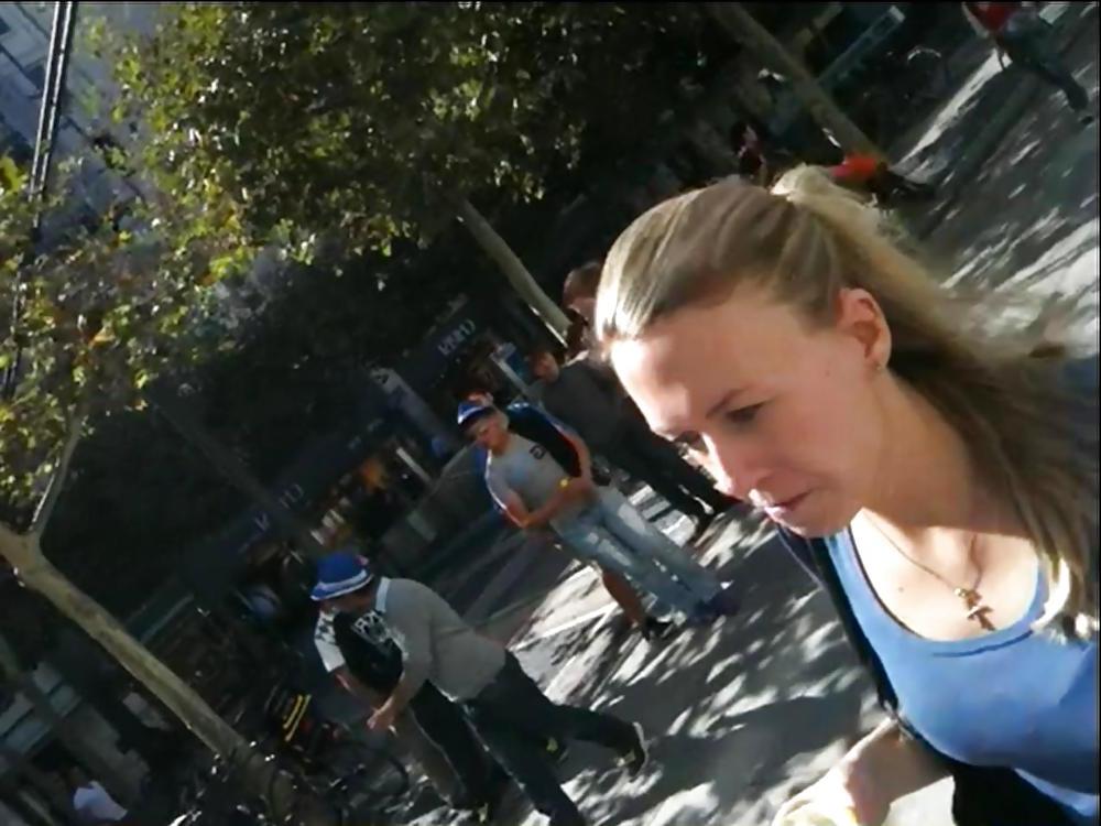 25P VOYEUR TEEN STREET 03  - COMMENT YOUR FAV