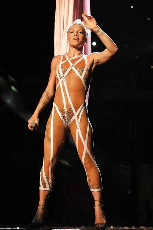 25P Celebs oops 3