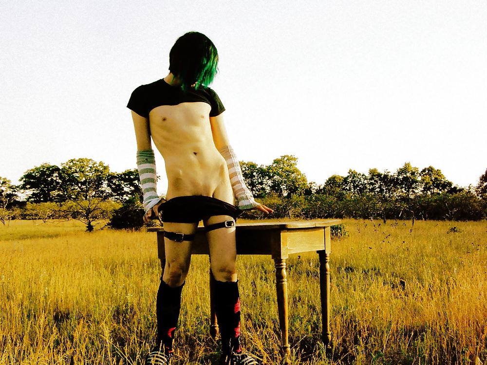 15P Me emo boy public field