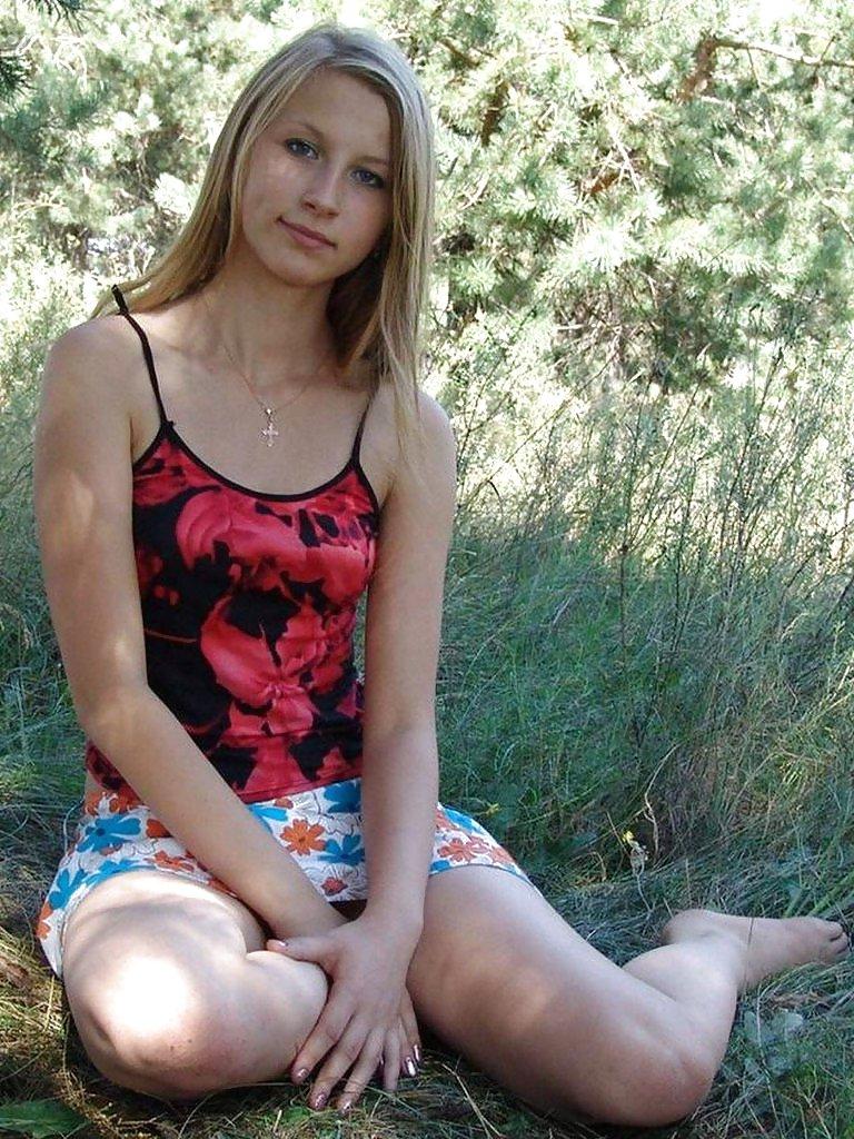 15P Blonde teen stripping outdoor - N. C. 