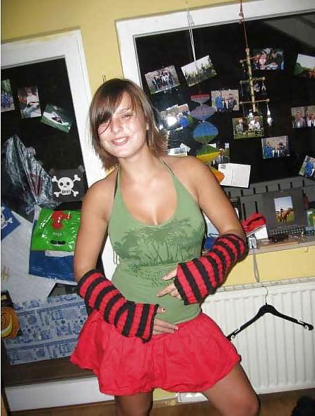 12P Yng german girl non nude