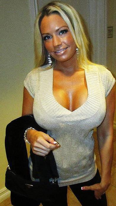 12P Big Boobs