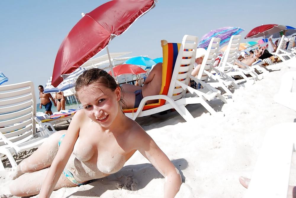 25P Teen On Vacation