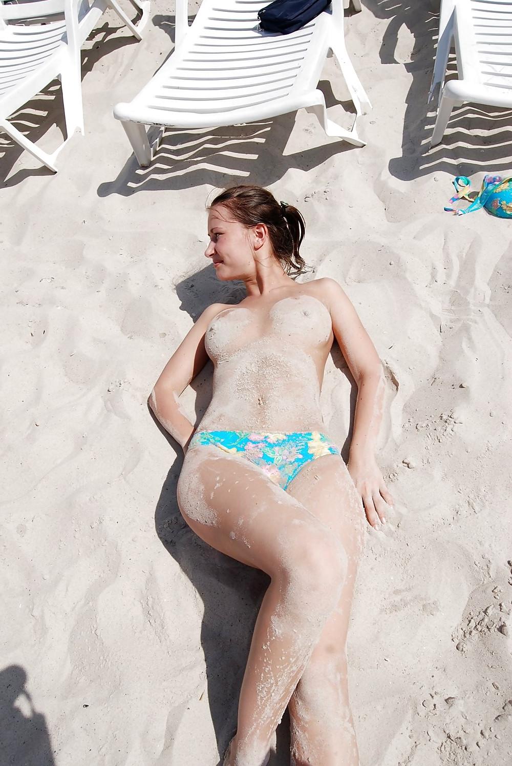 25P Teen On Vacation