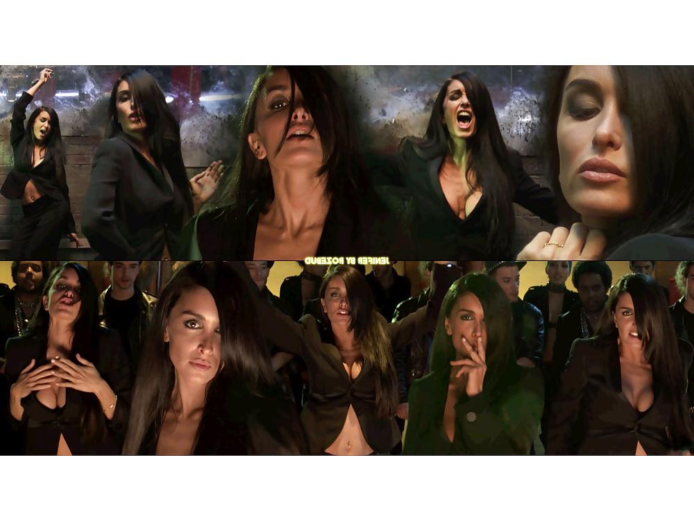 17P Jenifer bartoli trop bonne