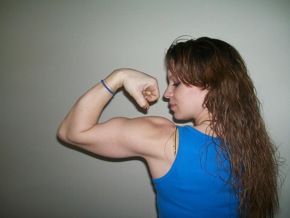 25P Hot Fitness Babes 2