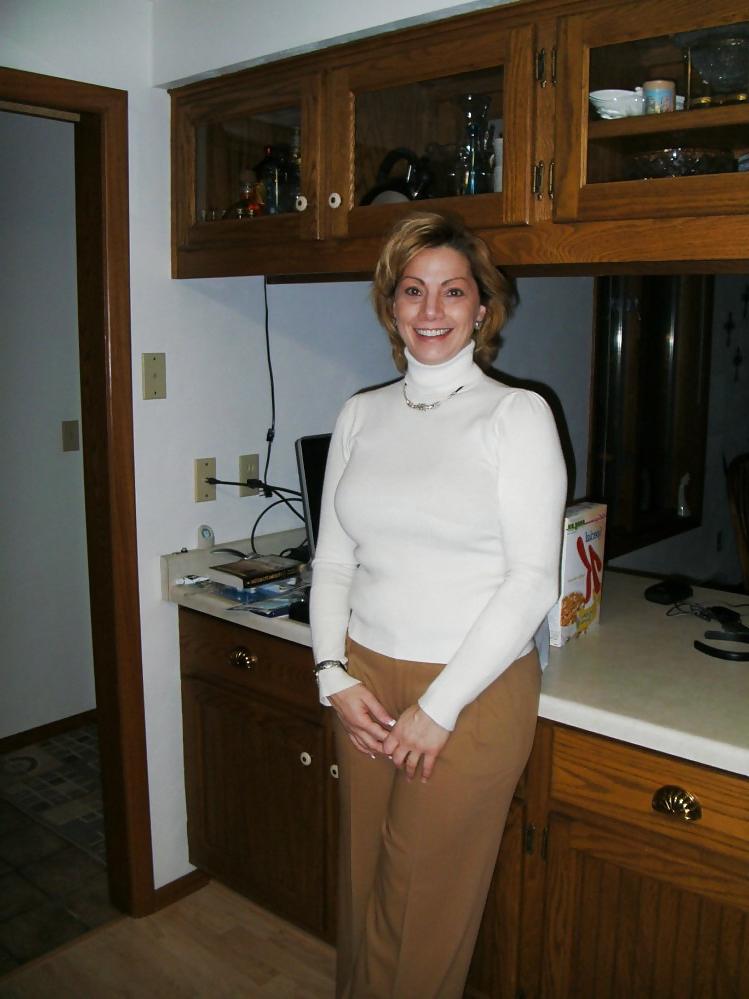 16P Mom loves public nudity - N. C. 