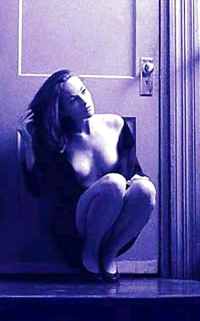 25P Olivia Wilde as a stripper