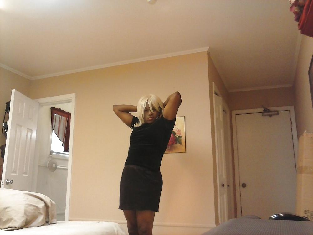 18P Arina'a Crossdressing Pics + NUDE