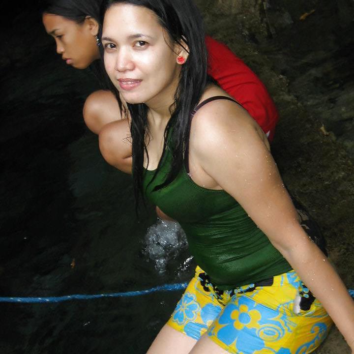 9P Sweet pinay