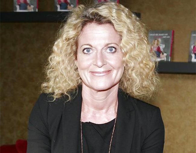 14P Susanne Froehlich (Part II) - Sexy German TV and Radio Host