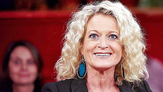 14P Susanne Froehlich (Part II) - Sexy German TV and Radio Host