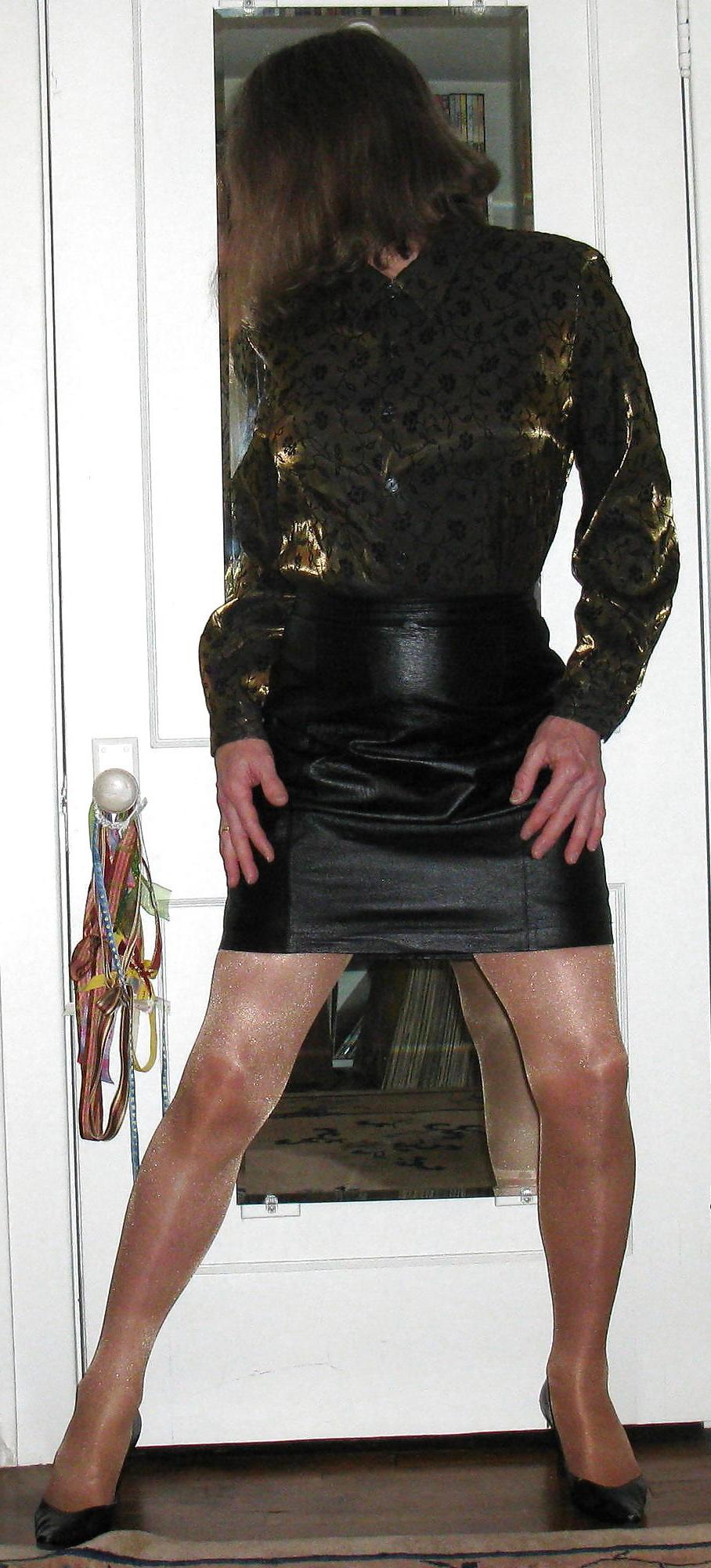 25P Crossdressing - Leather #2