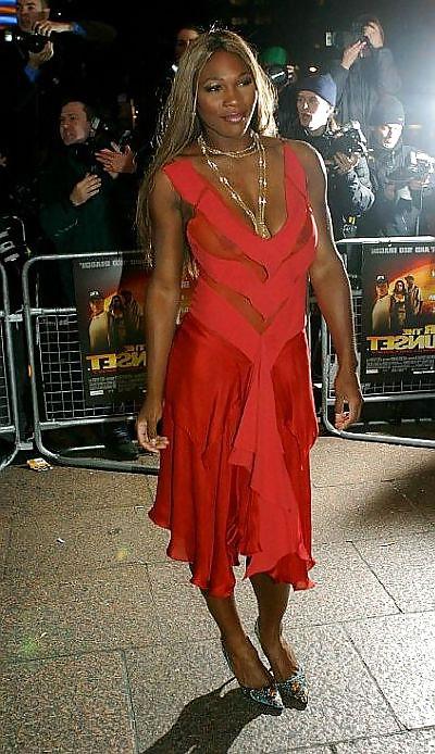 10P Serena Williams - See Through