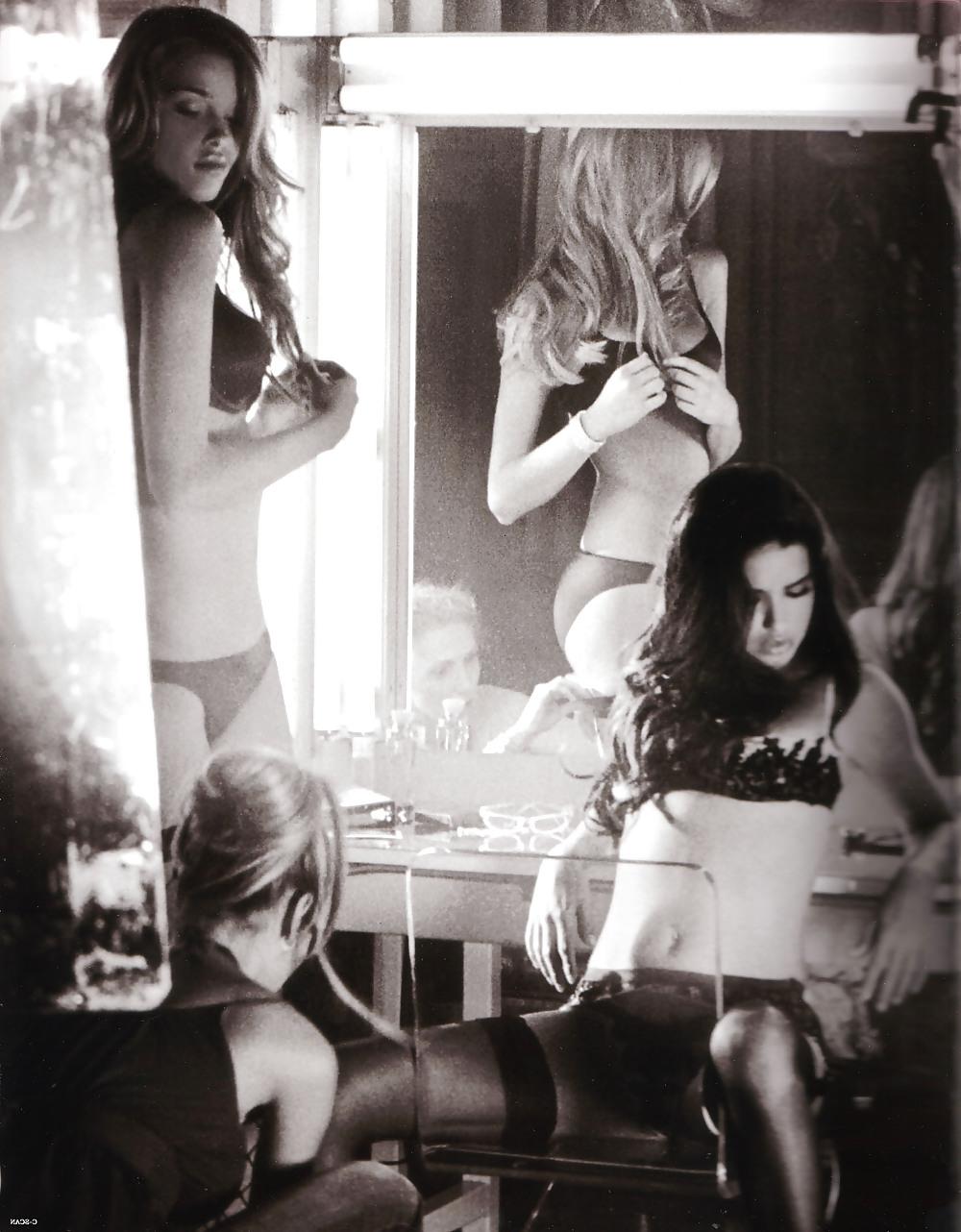 25P Victorias Secret backstage