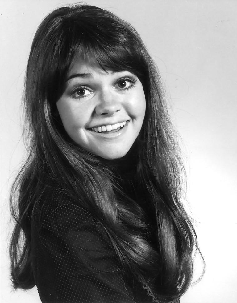 19P Vintage Cutie - Sally Field