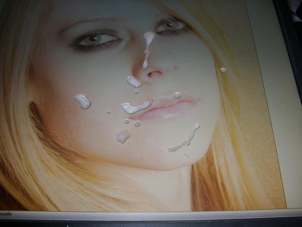 25P Avril Lavigne 2