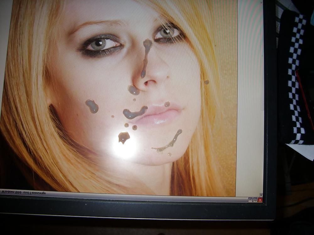 25P Avril Lavigne 2