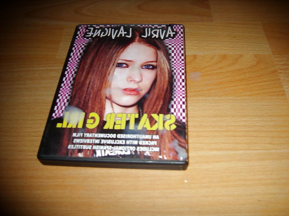 25P Avril Lavigne 2