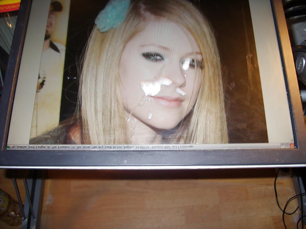 25P Avril Lavigne 2