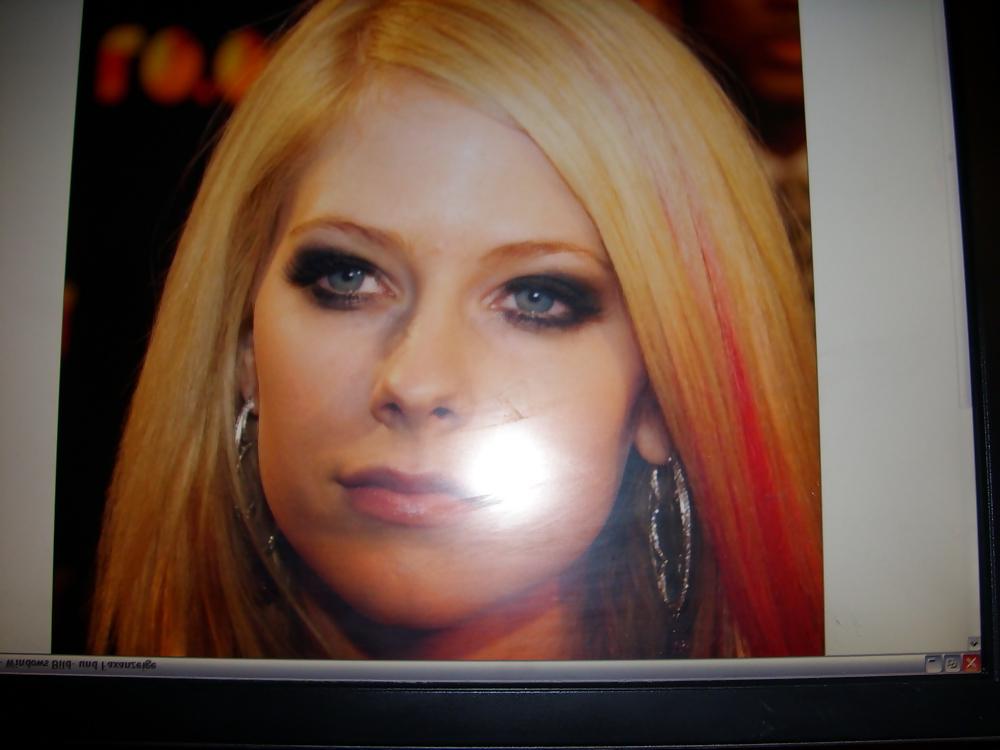 25P Avril Lavigne 2