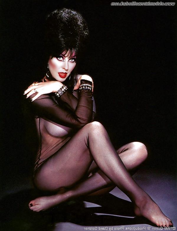 25P Cassandra Elvira Peterson Ulimate Nude Collection