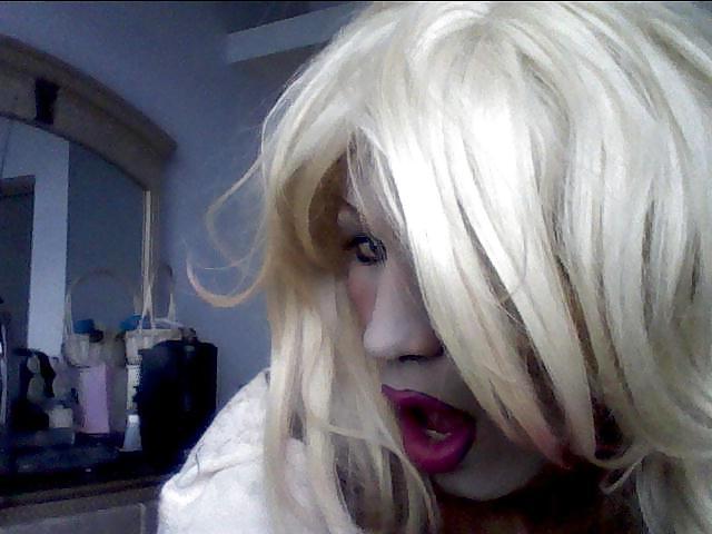 6P Bad Blonde Crossdresser