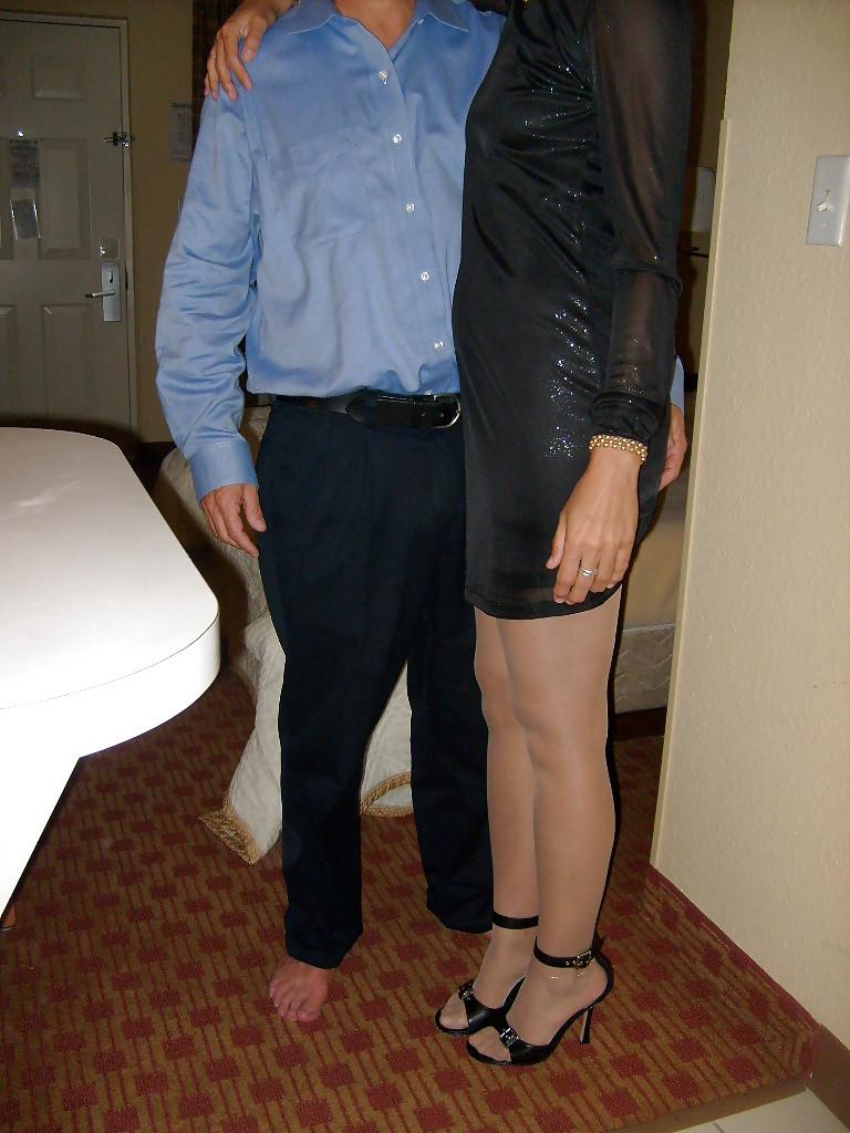 18P Milf latina swinger wife hose heels 3