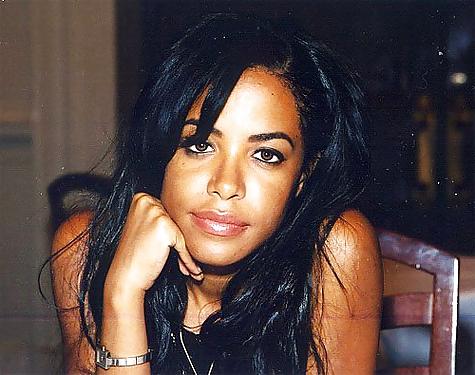 25P Aaliyah Ultimate Collection 