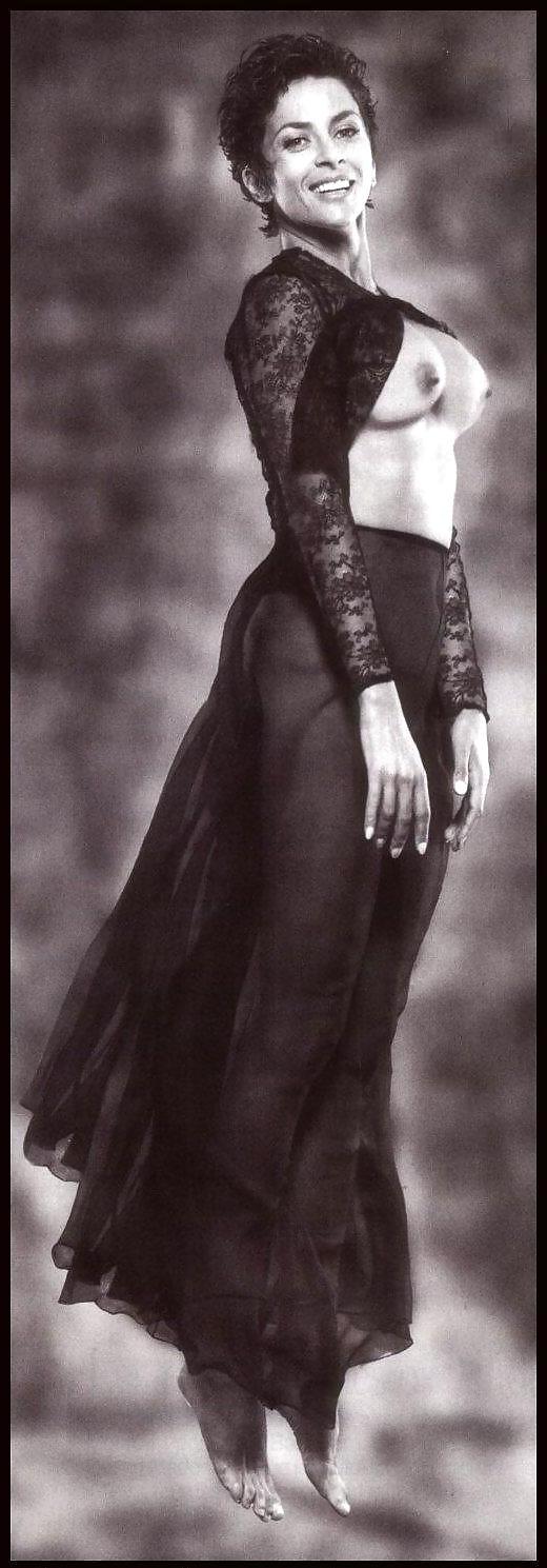 11P Corinne touzet  nue