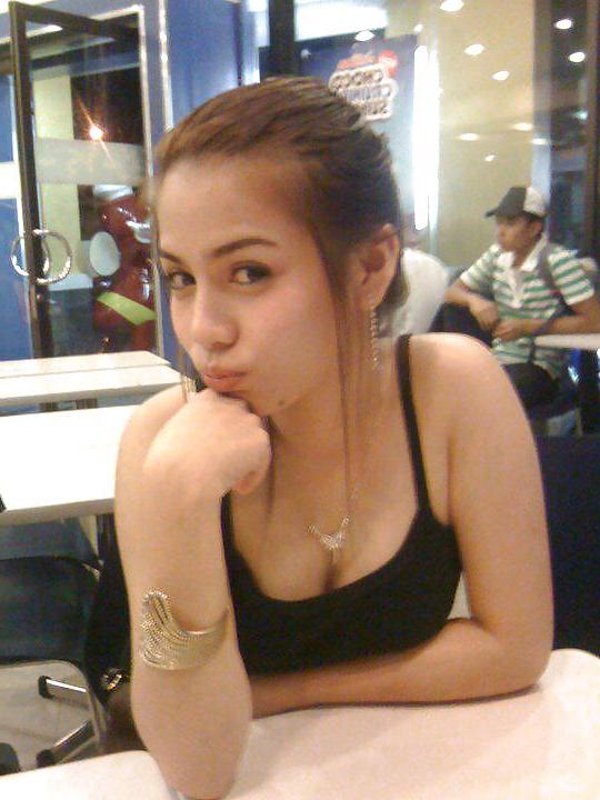 18P Sweet pinay teens