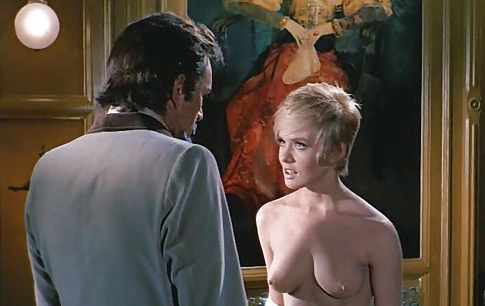 23P Nude celebrities