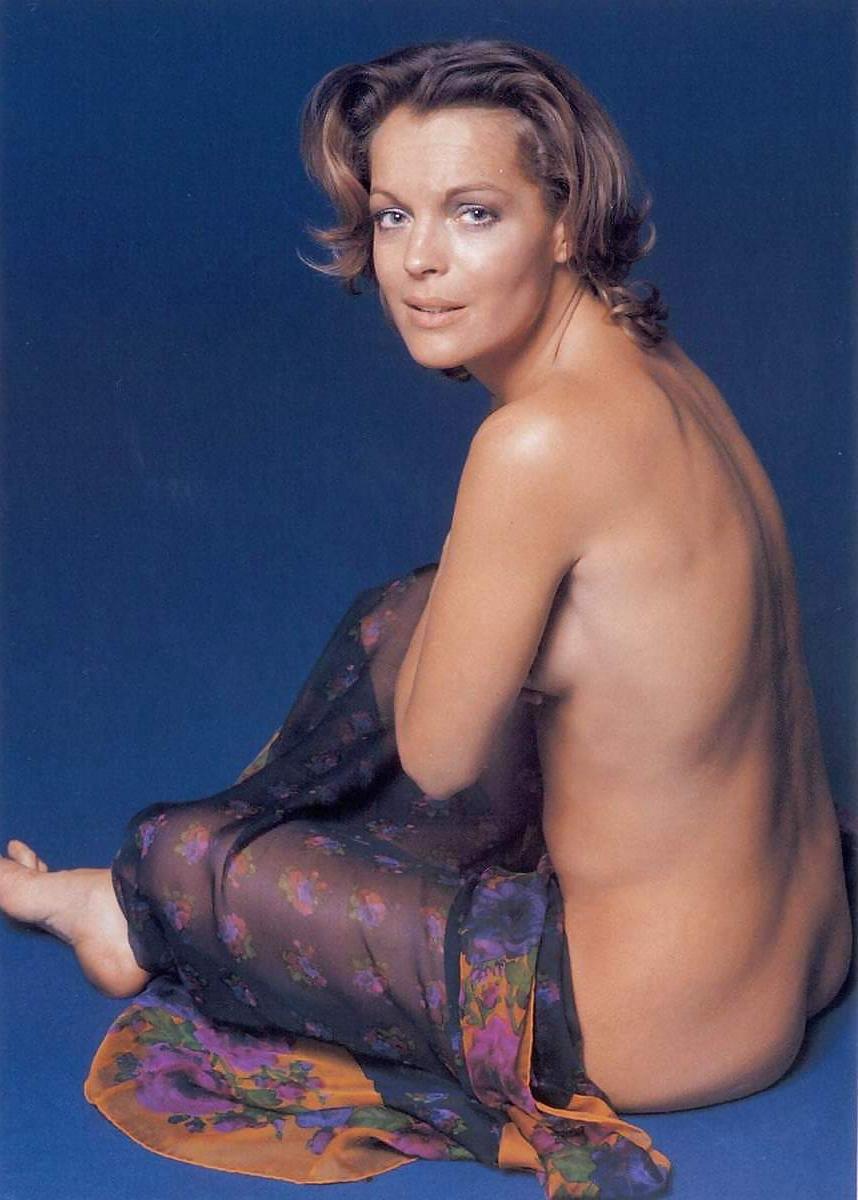 25P Romy Schneider (Nue)