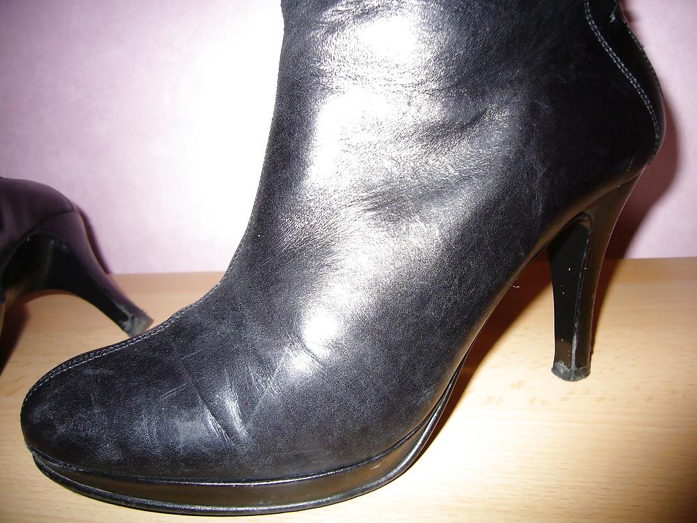 10P Black boots Blabla