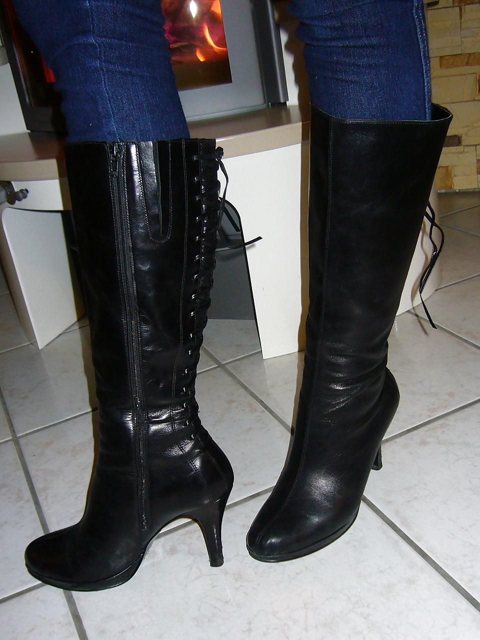 10P Black boots Blabla