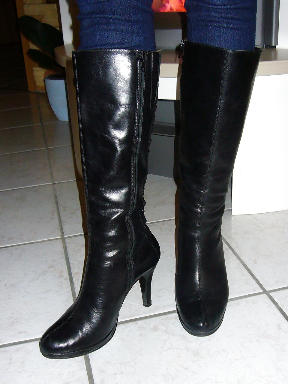 10P Black boots Blabla