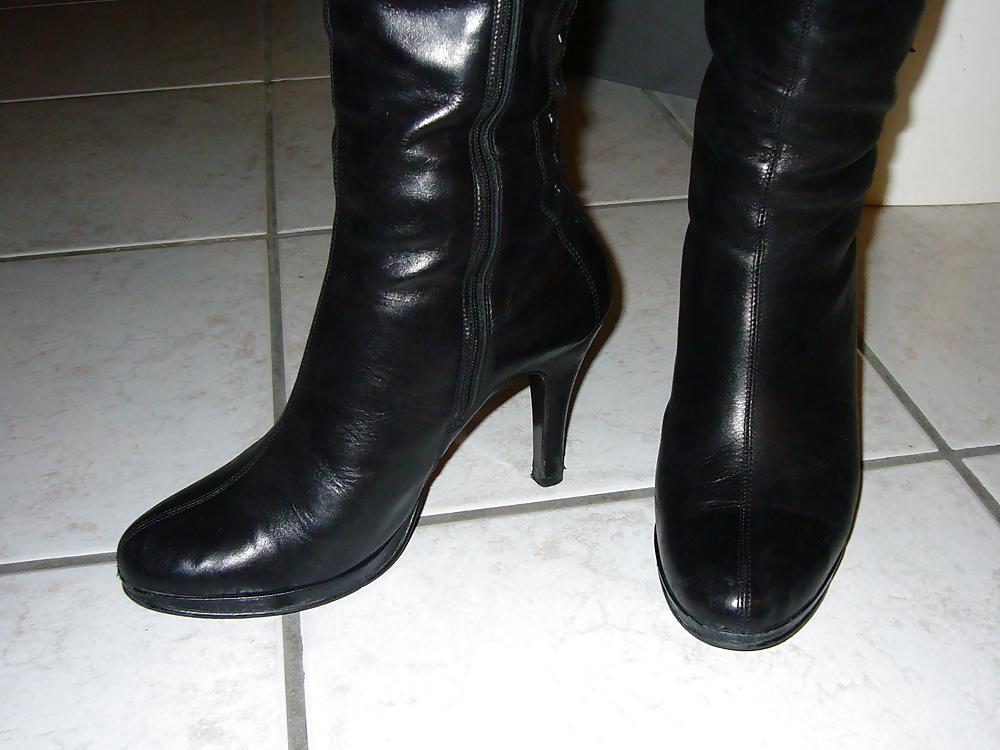 10P Black boots Blabla