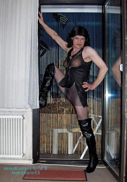 10P Boots and Pantyhose