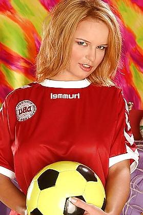 25P Renata - Football