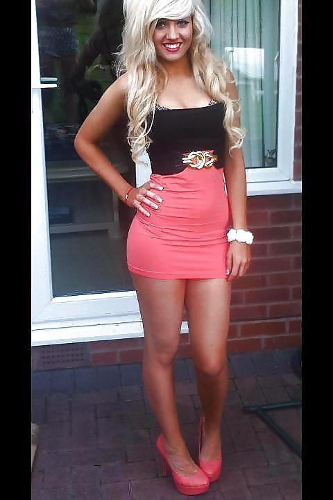 25P Hot babes 32