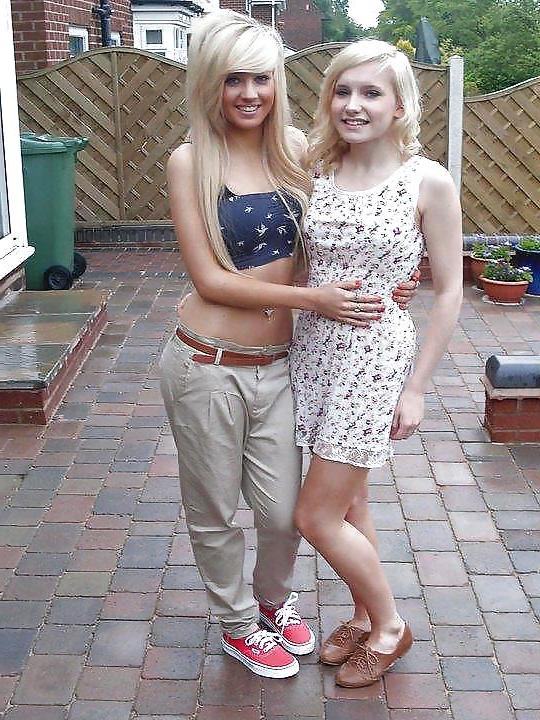 25P Hot babes 32
