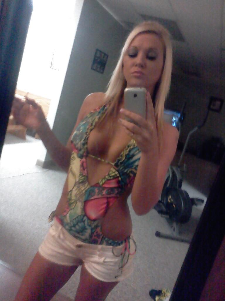 14P Blonde Stripper