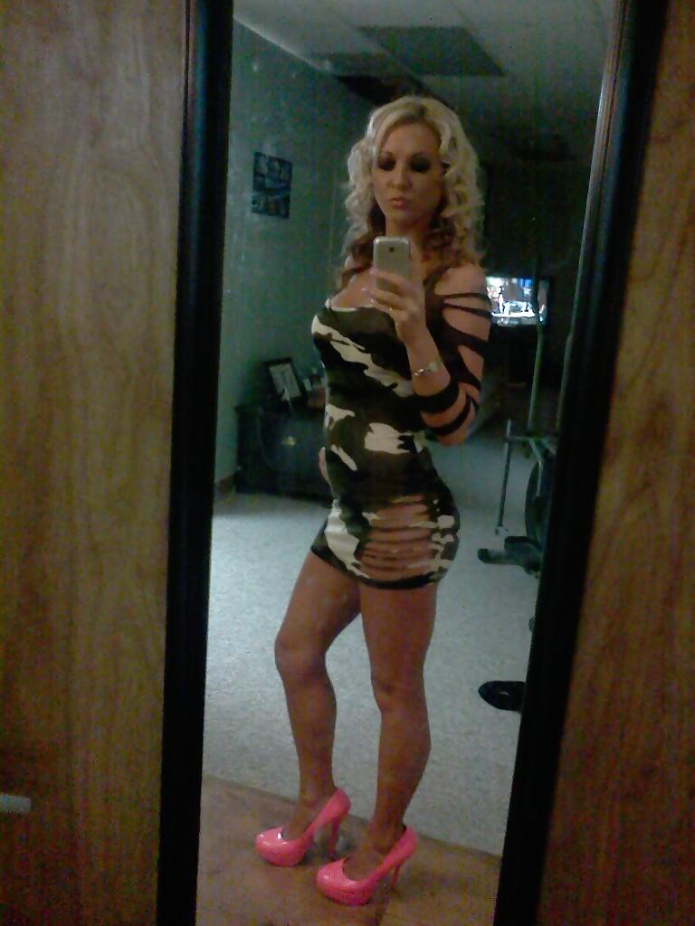 14P Blonde Stripper