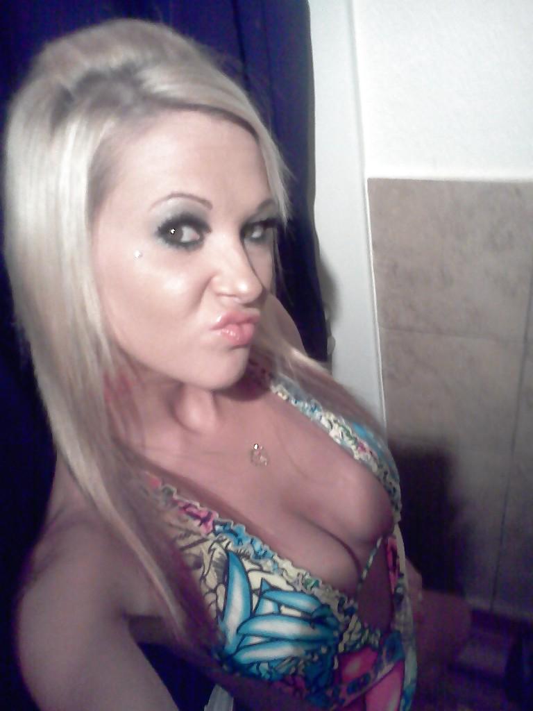 14P Blonde Stripper