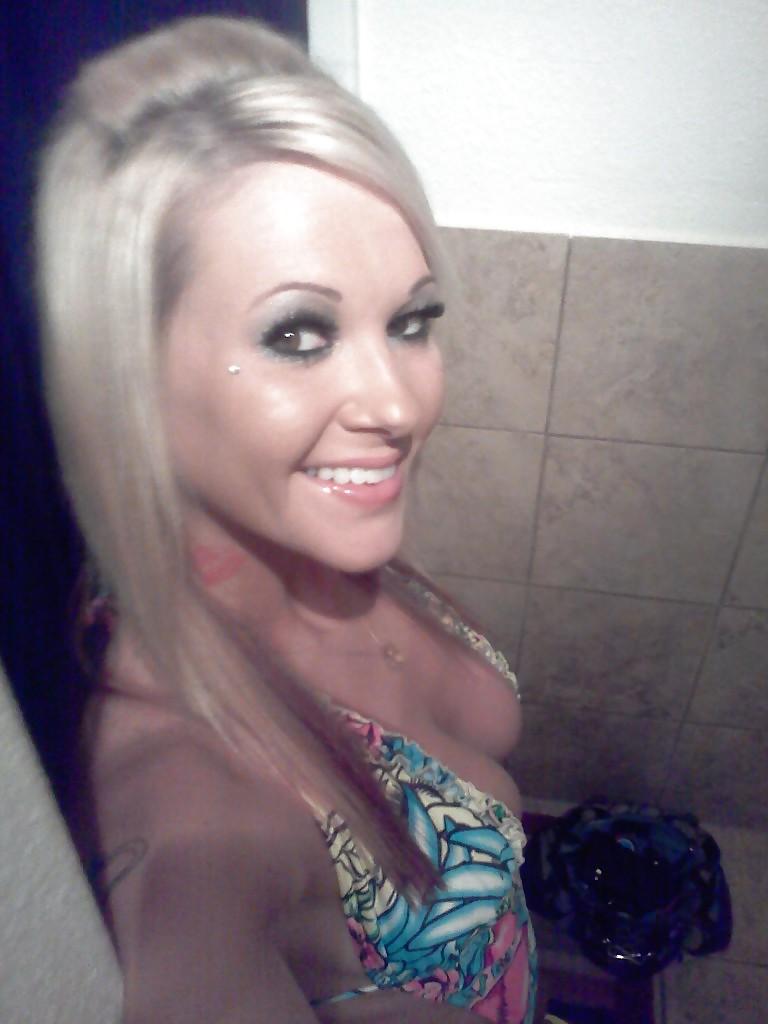 14P Blonde Stripper