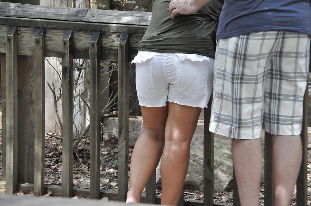 20P Creeping at the - Booty - Breast Feed