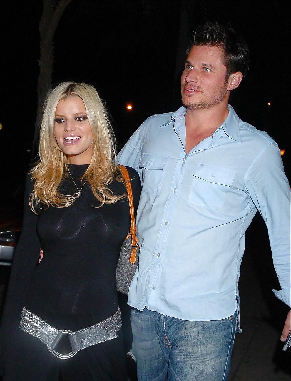 25P Beautiful Celebs Pokies 4 by TROC