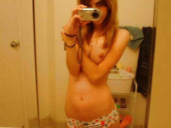 25P Skinny EMO selfshot and close up